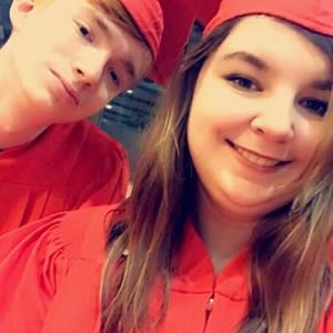 Meet your Posher, Halley